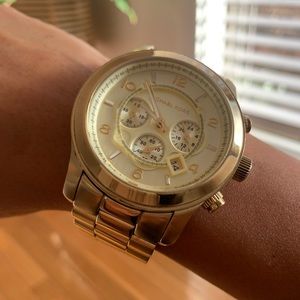 Michael Kors Oversized Runway Watch MK8077